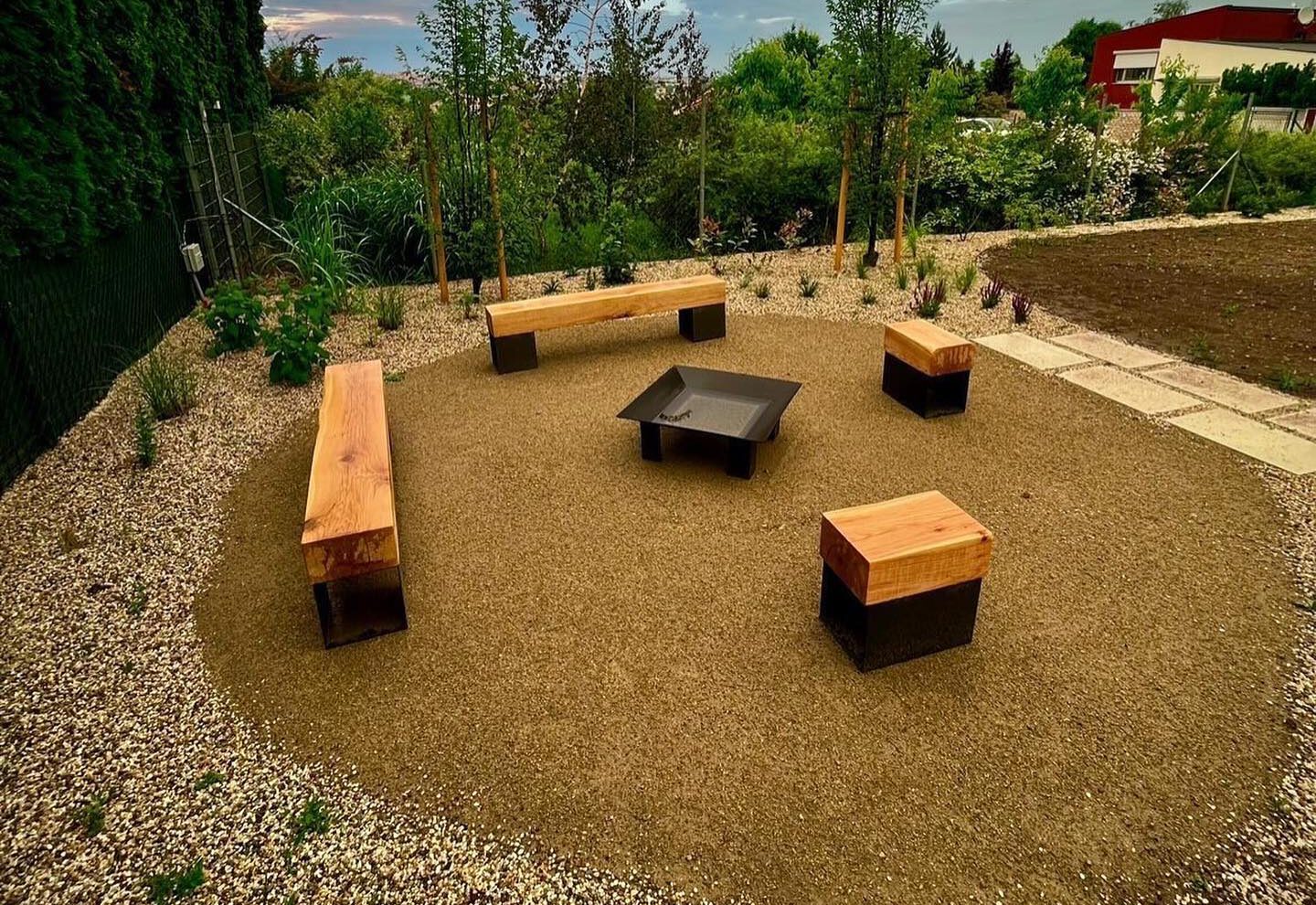 286414867_884447432951302_5369010554839030337_n